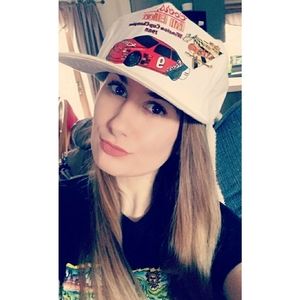 Meet your Posher, Charlene